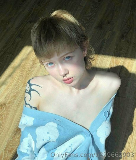 tiny tyan kostenlose exklusive bild