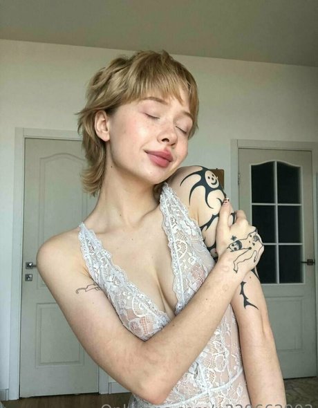 tiny tyan porno sexy bild