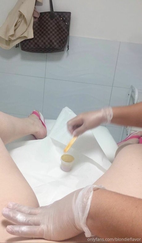 Blondie Flavor schauspielerin schöne bilder