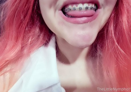 blonde tattoos nur fans heiße nackten foto