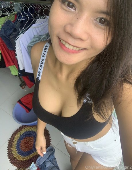 mimivgirl2 porno nacktheit archiv