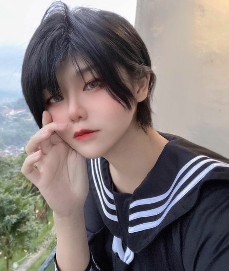 Aveline Tetsuya erwachsene pornographische bild