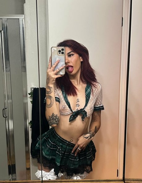 Coziebae nackten galerien