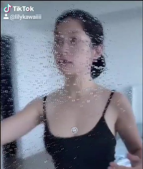 Lily Kawaii model heiße bild