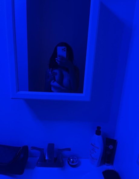 Uhhliar erotische pornostar fotos