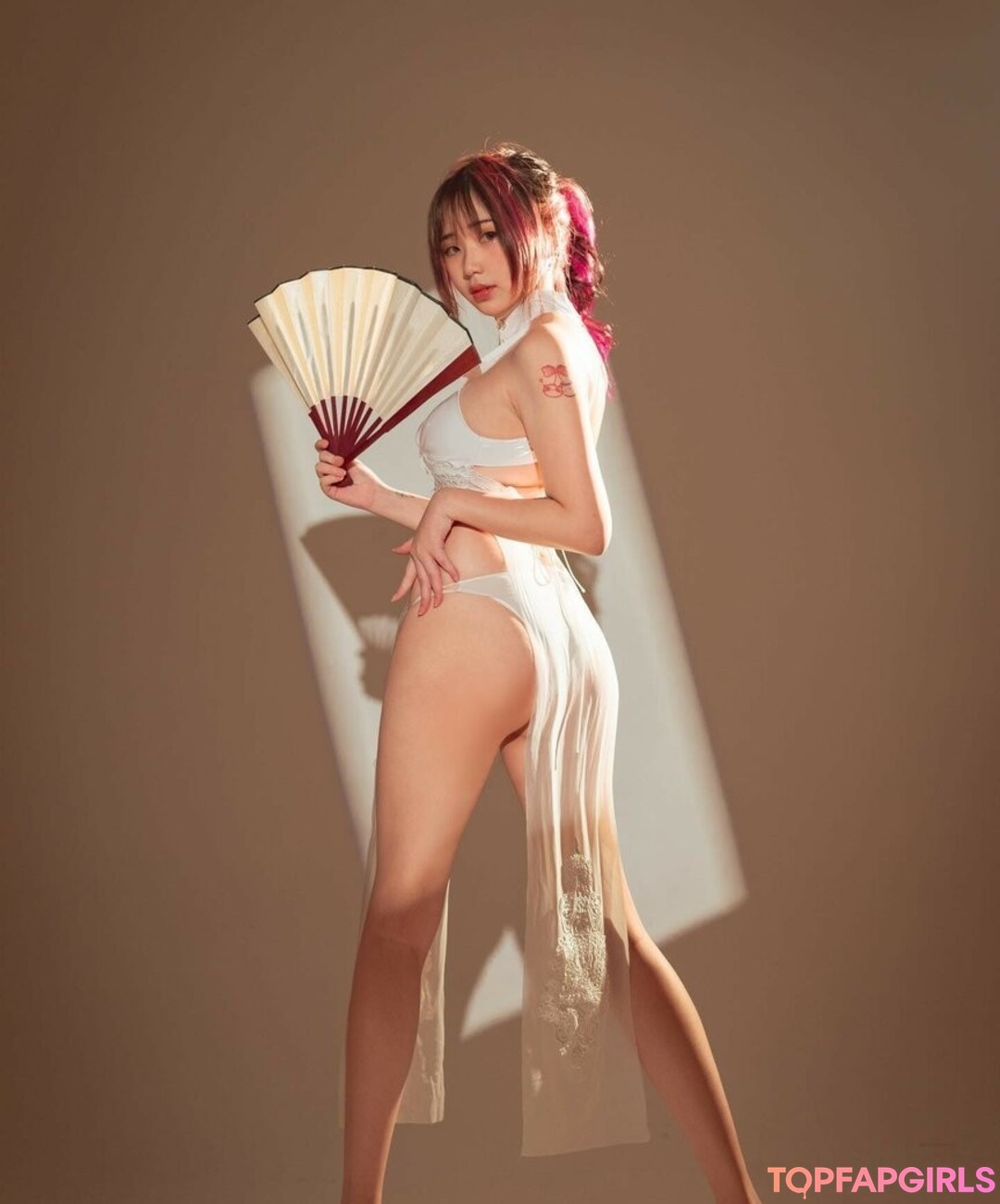 Akaei Ray top porno bilder