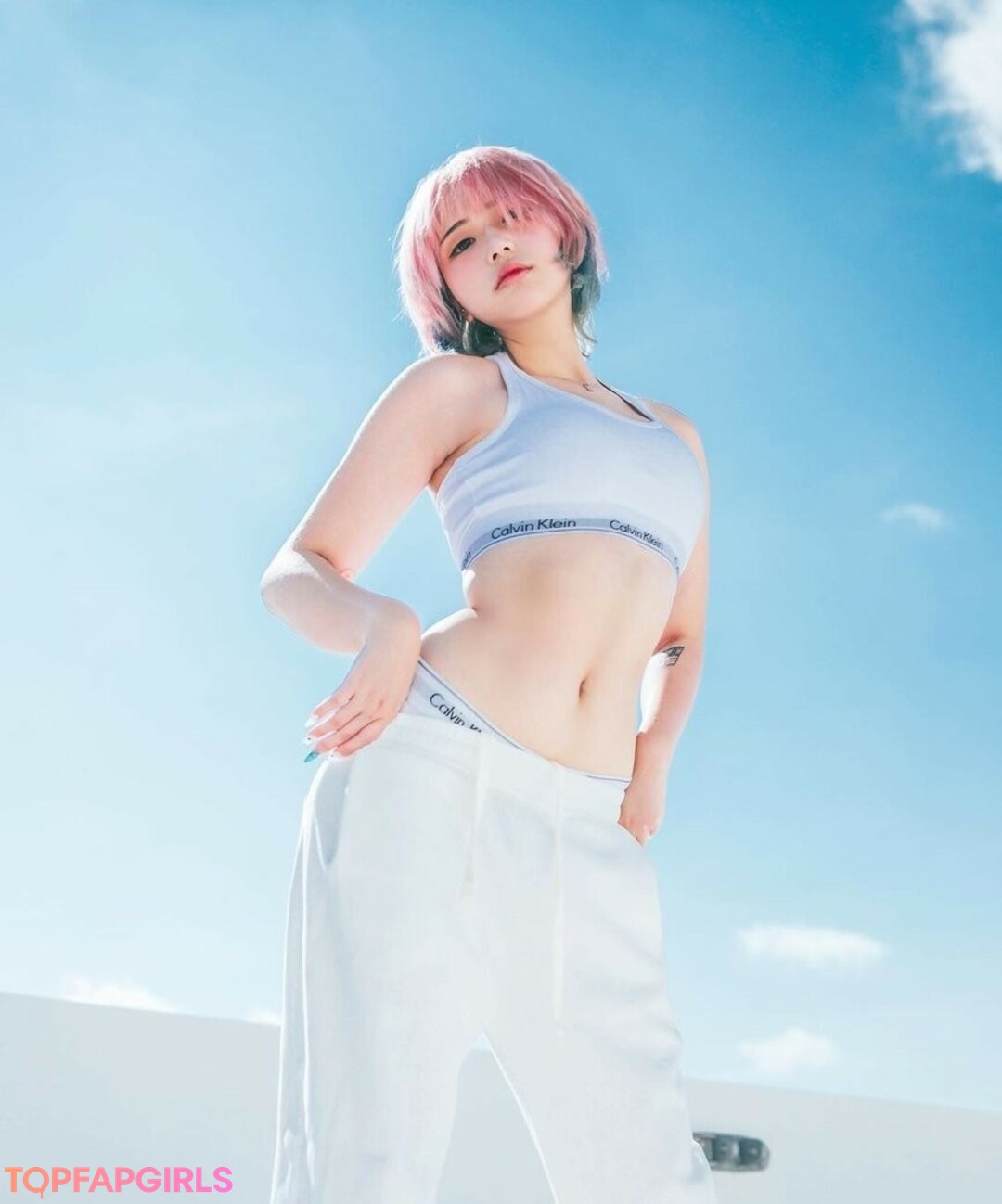 Akaei Ray nackt erotische galerie