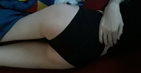 Shygal lilly schöne sex galerie