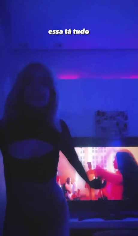 asiatische gilf-onlyfans erotische heiße foto