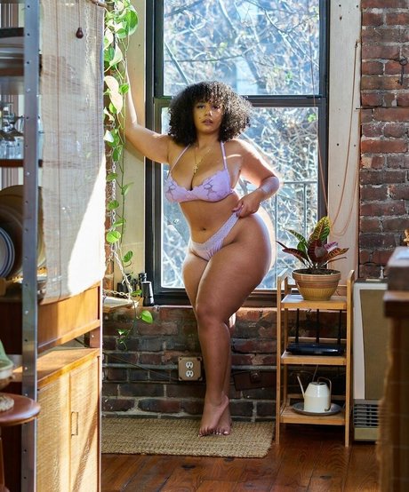 Scarlet Cas schauspielerin beste galerien