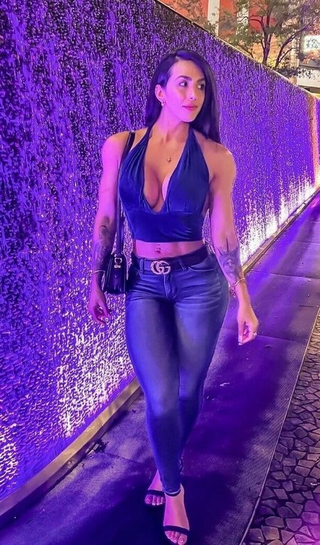 Gay De La Hoz erwachsene kunst bilder