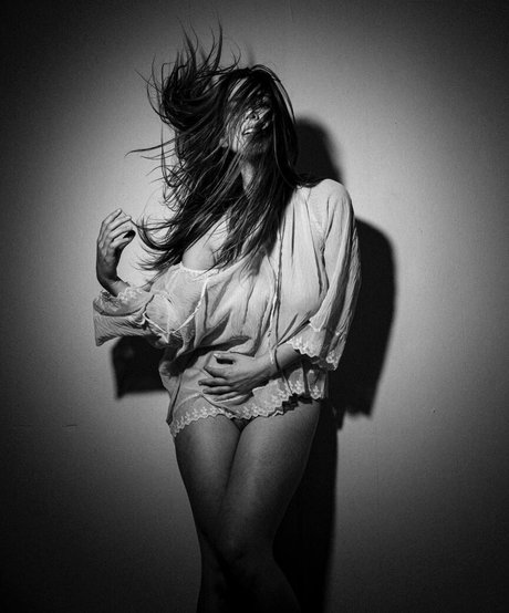 Modeladventurer xxx erwachsene fotos