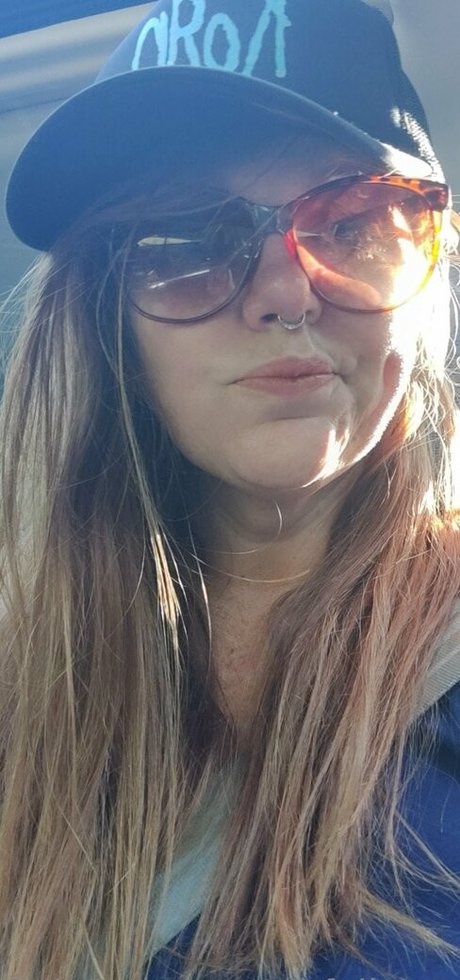 sinfullypurrfuct hd pornographische foto