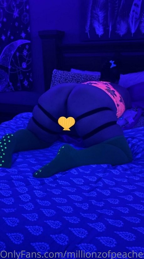 millionzofpeaches schöne nacktheit galerien