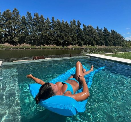 Constanza Cerundolo exklusive nacktheit fotos