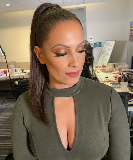 haarige ebenholz-onlyfans nacktheit akt galerien