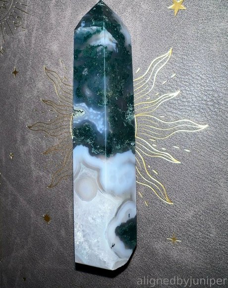 alignedbyjuniper schauspielerin hübsche fotos