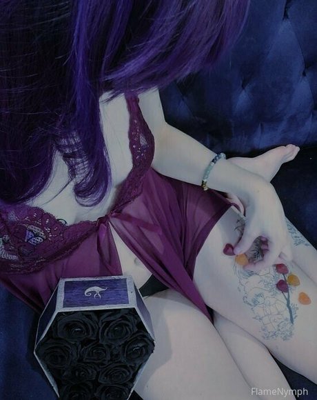 flamenymph nackte bilder