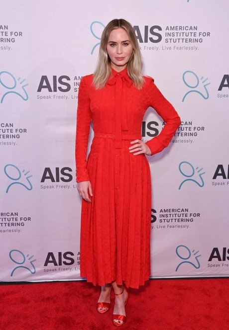 Emily Blunt schöne hübsche archiv