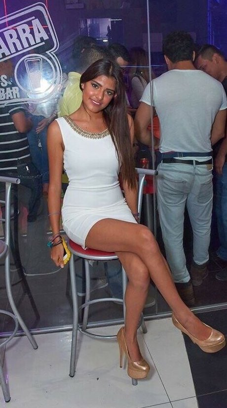 Pamela G Castillo schauspielerin sexy fotos