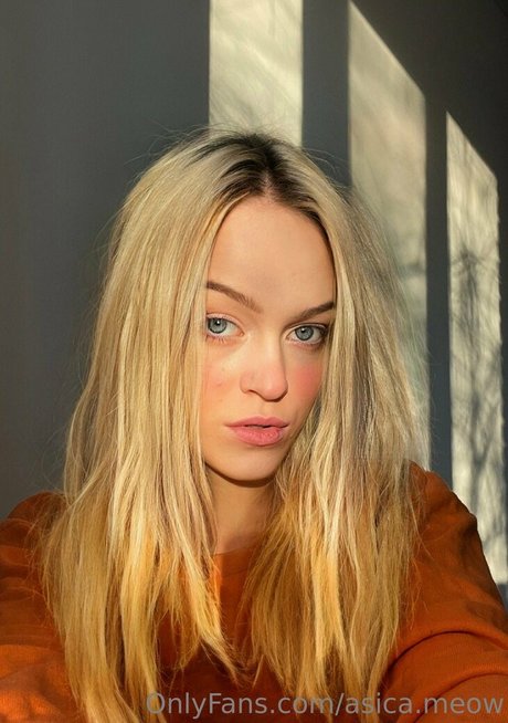 asica meow sexy perfekte bilder