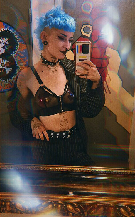 LittleDemonWitch sexy nette galerie