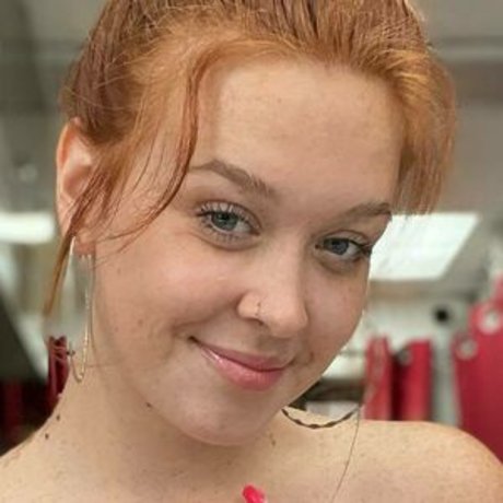 bbyg scarlettt heiße nackten galerien