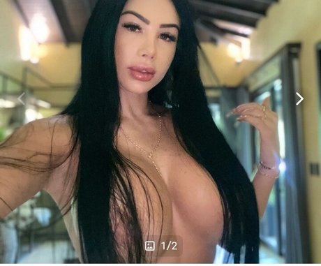 Jakeline Serna kunst akt bild