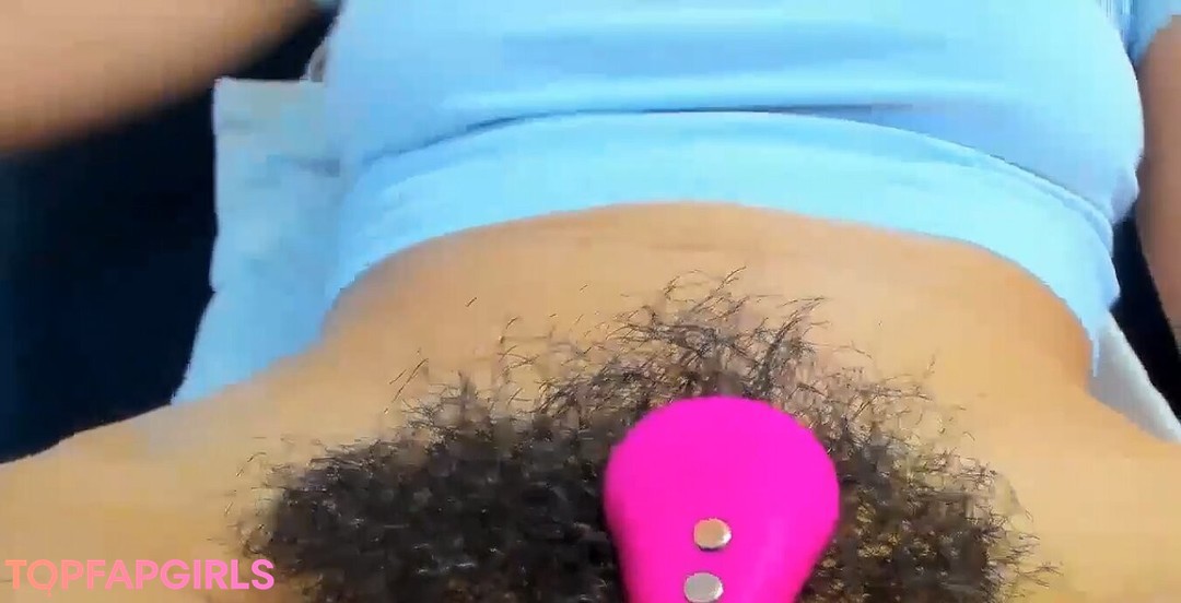 Larissasexy nackt pornostar bild