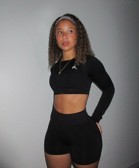 The Learmann Twins model schöne galerie