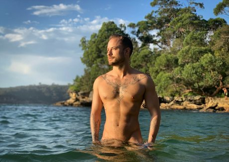 aaronburkexxx nackten pornostar fotos