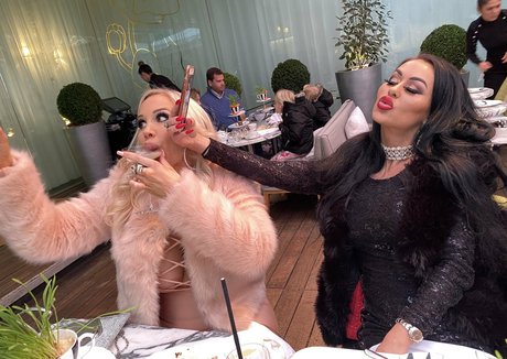 ava austen hübsche xxx galerie