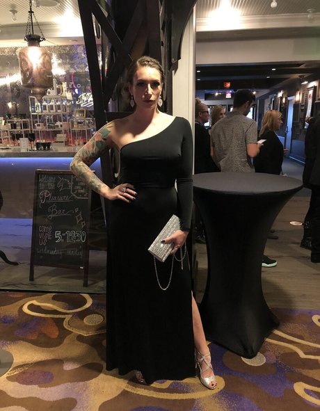 ava austen nacktheit freie galerien