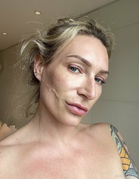 pegging pov onlyfans erotische akt bild