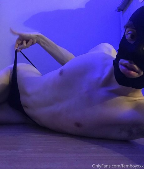 Femboyxxx schauspielerin schöne archiv