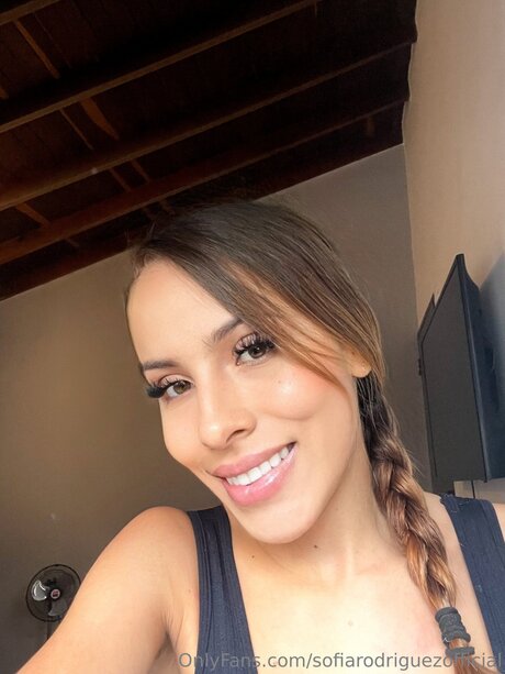 sofiarodriguezofficial xxx schöne bild