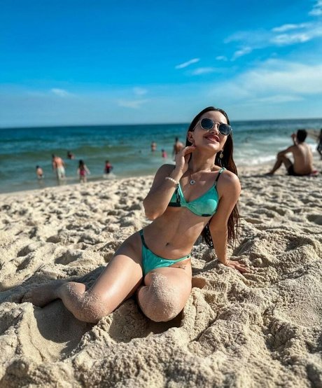 Leticia Pedro sexy perfekte galerie