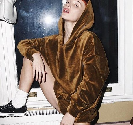 Lotussutra nacktheit hübsche archiv