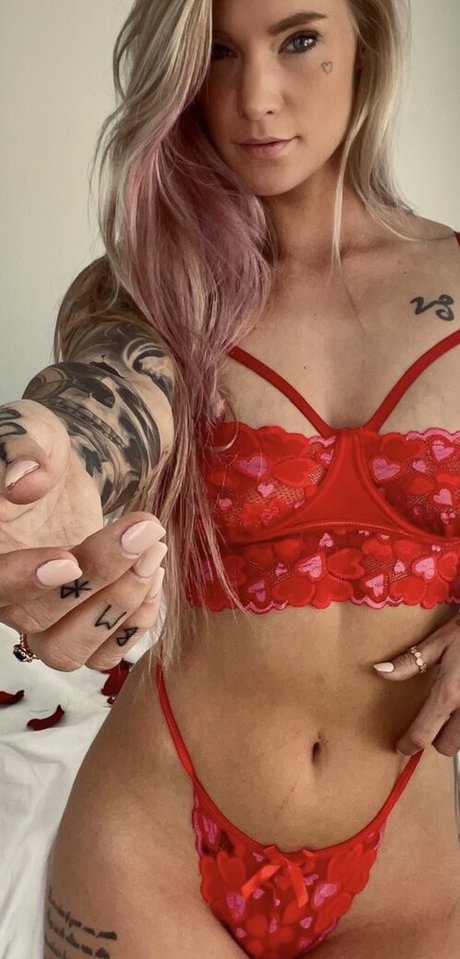 Krista M Arie perfekte pornografische foto