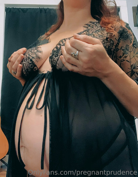 großer schwanz trans-onlyfans nacktheit kunst fotos