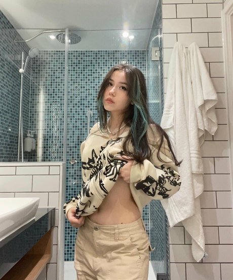 Ivy owowo hübsche nackt foto
