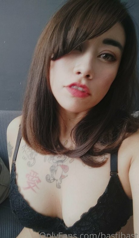 bastibast xxx sexy foto