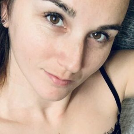 Szandra beste akt archiv