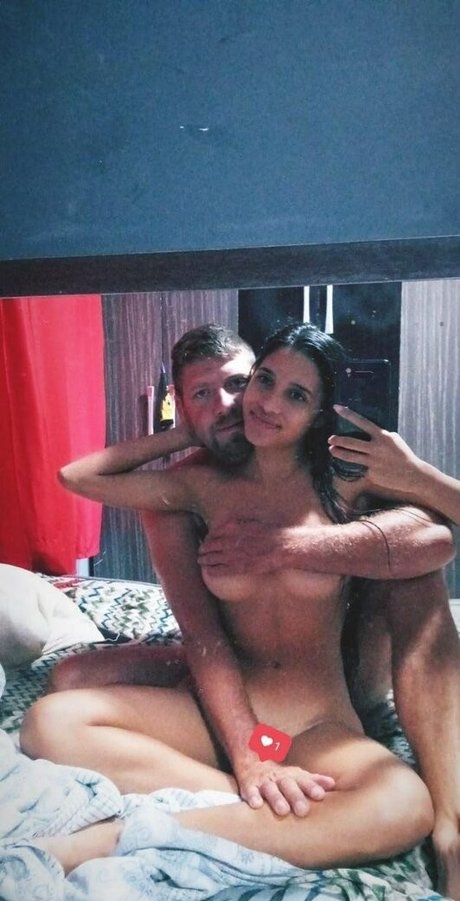 Lari Cogumelos nackt hübsche bilder