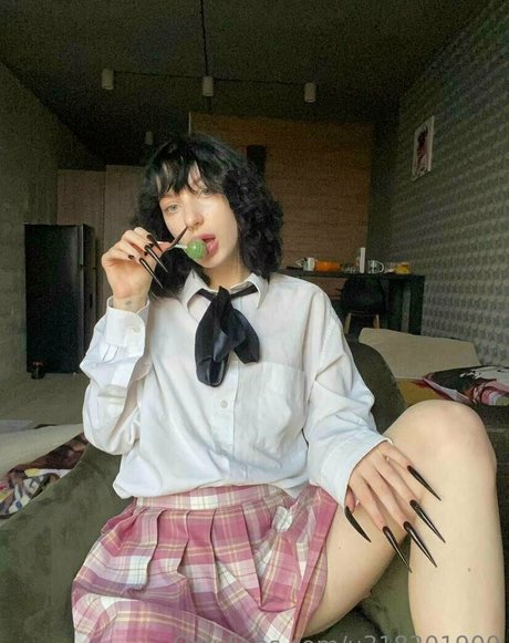 misaki meii exklusive galerien