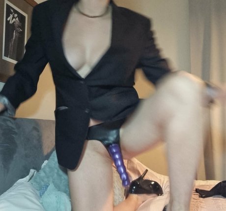 goddess of filth erotische exklusive foto