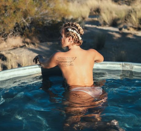 Scout Taylor Compton hübsche freie bild