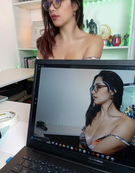 vollbusige brünette onlyfans porno kostenlose archiv