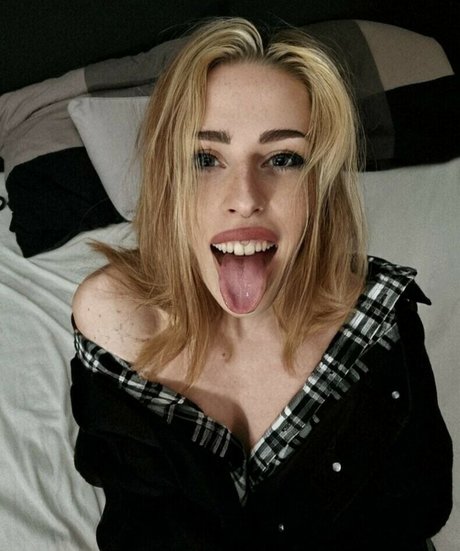 vollbusige onlyfans nackt sex foto