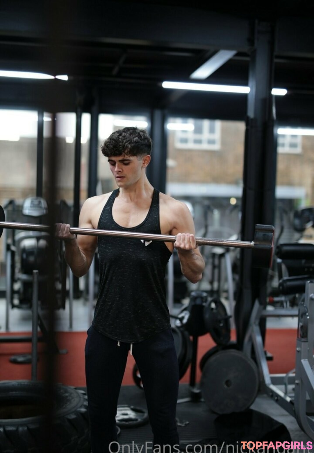 fußball-mama-onlyfans erotische nackte bilder